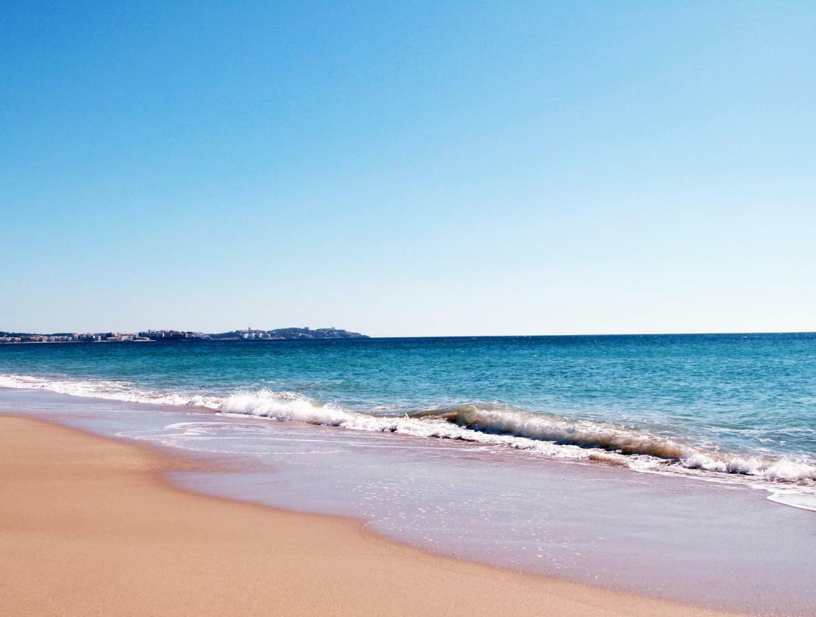 Golive Esquirol Beach Cambrils Eksteriør billede
